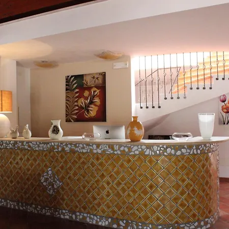 Le Rocce Antiche מלון SantʼAntìoco