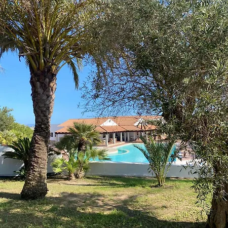 Le Rocce Antiche Hotel 4*