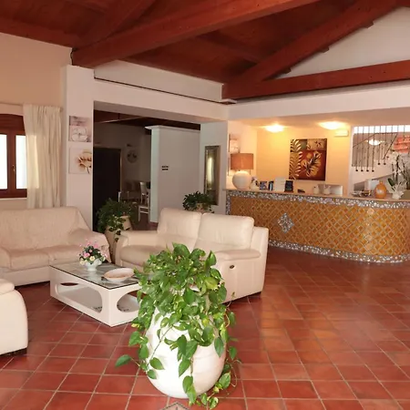 Le Rocce Antiche 4* SantʼAntìoco