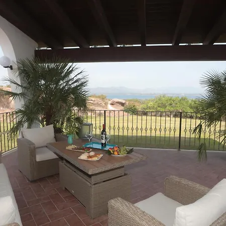 Hotel Le Rocce Antiche SantʼAntìoco